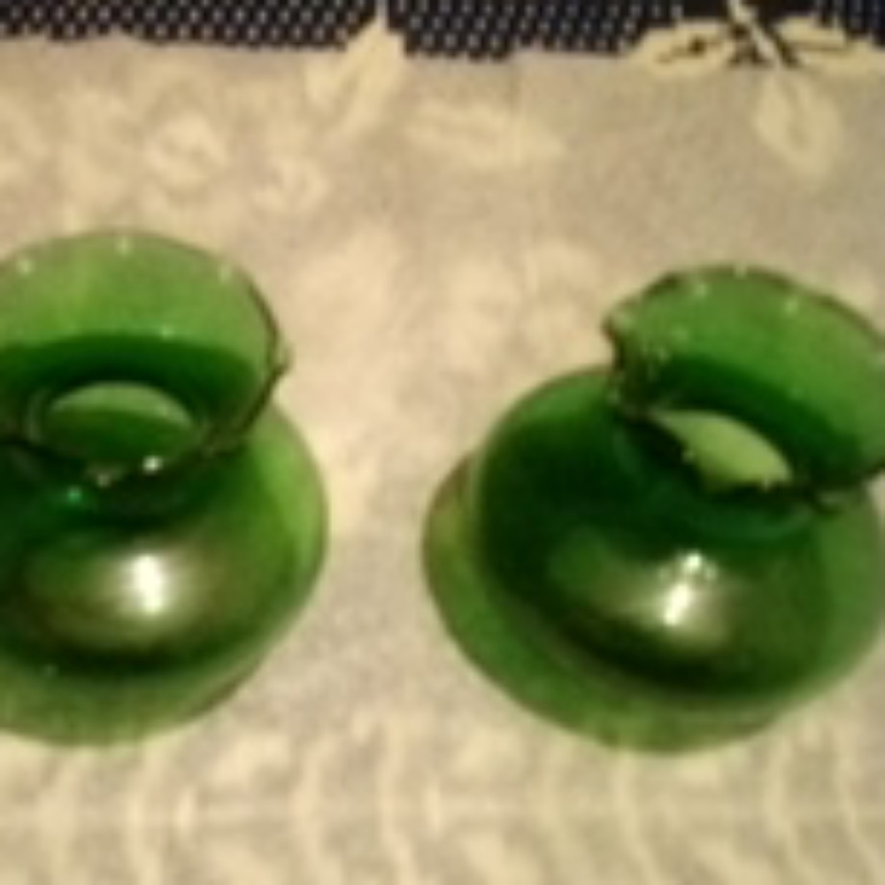 Vases - Picture 3 of 3